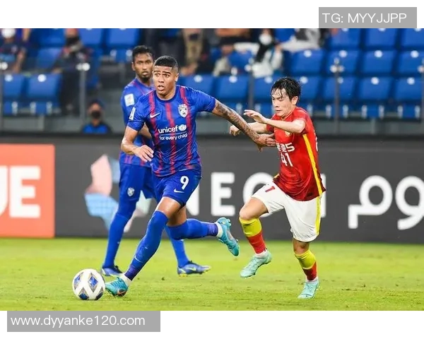 波斯波利斯与多哈杜海勒激战正酣比分悬念引人关注